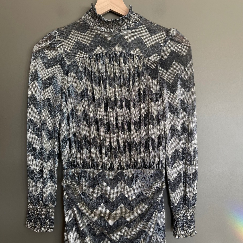 ba&sh Goldy Dress Size XS Anthracite Silver Metallic Chevron High Neck Chic Sexy - Picture 6 of 16